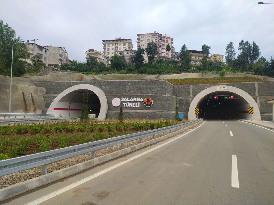 <p>Bu durum, zamandan elde edilecek 15 dakikalık kısalmanın yanı sıra 46 milyon liralık tasarrufla ülke ekonomisine katkı sağlayacak.</p>