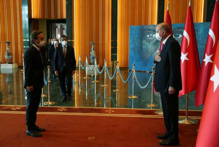 <p>Cumhurbaşkanı Recep Tayyip Erdoğan, 30 Ağustos Zafer Bayramı tebriklerini kabul etti.</p>
