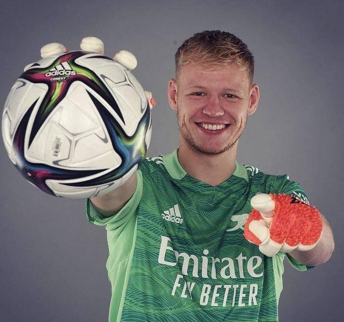 <p>Aaron Ramsdale</p>

<p> </p>

<p>Sheffield United -> Arsenal </p>

<p>Bonservis bedeli: 30 milyon Euro</p>
