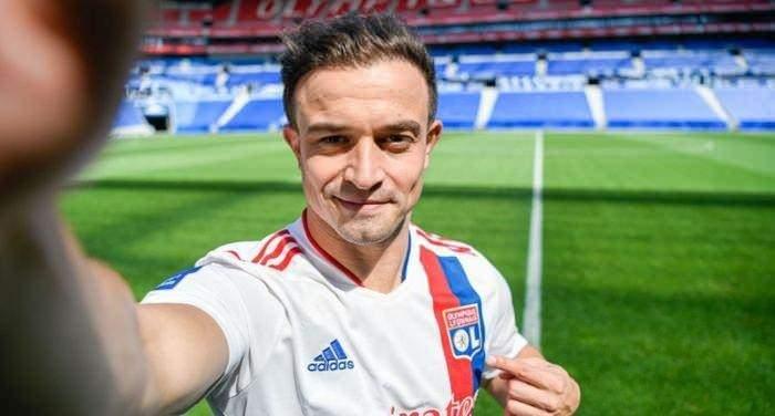 <p>Xherdan Shaqiri</p>

<p> </p>

<p>Liverpool -> Lyon </p>

<p>Bonservis bedeli: 6 milyon Euro </p>
