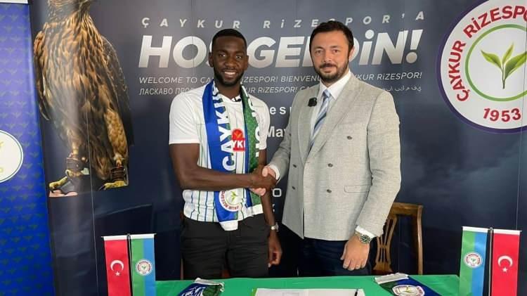 <p>Yannick Bolasie (Sol kanat)</p>

<p>Everton → Çaykur Rizespor</p>
