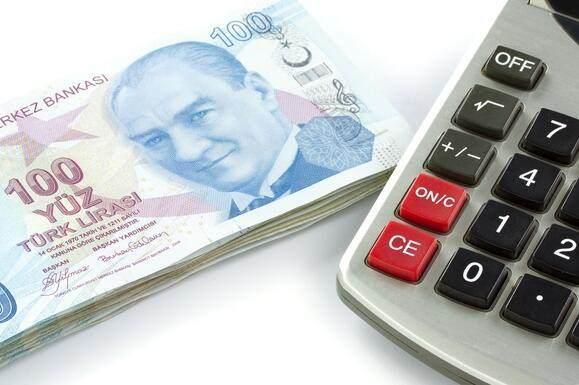 <p>GSS KAPSAMINDA GETİRİLEN DİĞER YENİLİKLER NELERDİR?</p>

<p>Gençler için mezuniyet tarihinden itibaren belli yaş ve süre sınırı olmak üzere sağlık hizmetlerinden ücretsiz yararlanma imkânı getirildi. Lise mezunu gençlerimize 20, üniversite mezunu gençlerimize 25 yaşına kadar anne ya da babasından iki yıl boyunca bakmakla yükümlü olarak, anne veya babasından yararlanamıyor ise primi devlet tarafından karşılanmak üzere genel sağlık sigortalısı olabiliyor.</p>
