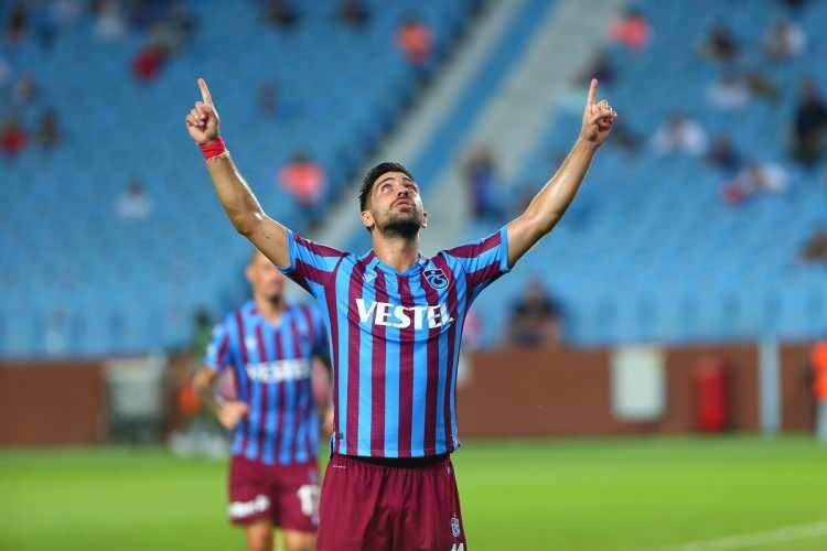 <p>Anastasios Bakasetas</p>

<p>Trabzonspor</p>

<p>7.00 mil. €</p>
