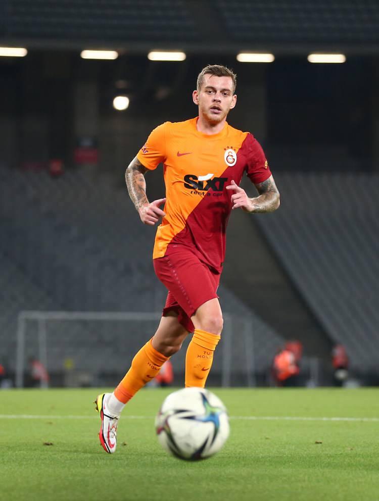 <p>Alexandru Cicaldau</p>

<p>Galatasaray</p>

<p>6.50 mil. €</p>
