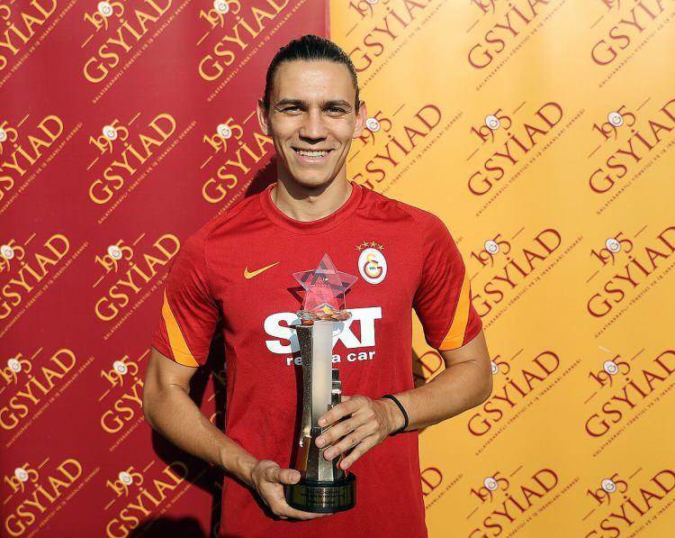 <p>Taylan Antalyalı</p>

<p>Galatasaray</p>

<p>6.00 mil. €</p>
