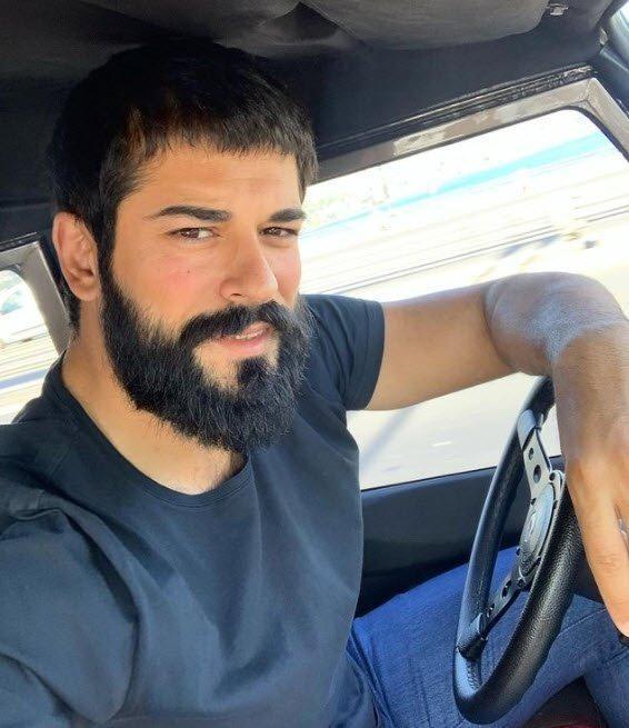 <p><span style="color:#B22222"><strong>Burak Özçivit - Gaziantep</strong></span></p>
