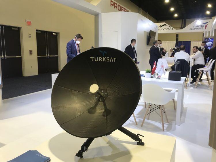 <p>Satın almayla başladı, milli uyduya dönüştü</p>
<p>TUSAŞ Uzay Sistemleri Genel Müdür Yardımcısı Dr. Selman Nas, AA muhabirine, Göktürk Uydu Ailesi Projesi kapsamında Göktürk-1'in, Türk Hava Kuvvetlerinin ihtiyacı için dışarıdan doğrudan satın alma şeklinde temin edildiğini söyl</p>