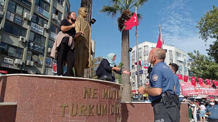 <p>Biz korku ile yaşıyoruz. Benim ablamın istediği tek şey çocuğunu yatırsınlar tedavi görsün. Ablamın gitmediği hiçbir yer kalmadı." dedi.<br />
Konuyla ilgili soruşturma başlatıldı.</p>