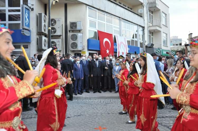 <p>Konya Valiliği ve Büyükşehir Belediyesinin davetlisi olarak Konya'ya gelen Kuzey Kıbrıs Türk Cumhuriyeti (KKTC) Cumhurbaşkanı Ersin Tatar, Akşehir ilçesini ziyaret etti.</p>
