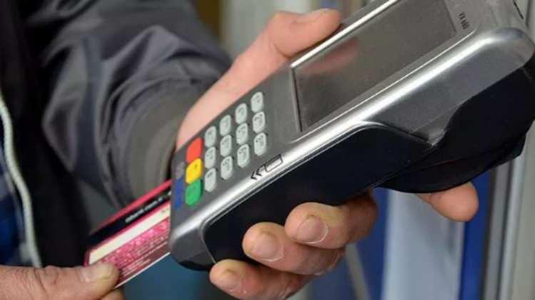 <p>BUNLARI AKLINIZDA TUTUN</p>

<p>Kart limitine g&ouml;re değil gelirinize g&ouml;re harcama yapın. D&ouml;nem sonu borcunun tamamını &ouml;deyin. Asgari &ouml;deme tuzağına d&uuml;şmeyin.</p>
