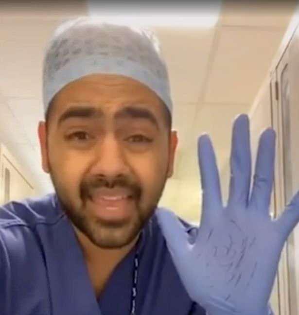 <p><span style="color:#B22222"><strong>8 milyon takipçisinin izlediği bu videoda Dr. Karan Rangarjan, tırnaklarımızın dokusunun ve görünümünün altta yatan çeşitli sorunları işaret olabileceğini örneklerle ortaya koydu.</strong></span></p>
<p> </p>