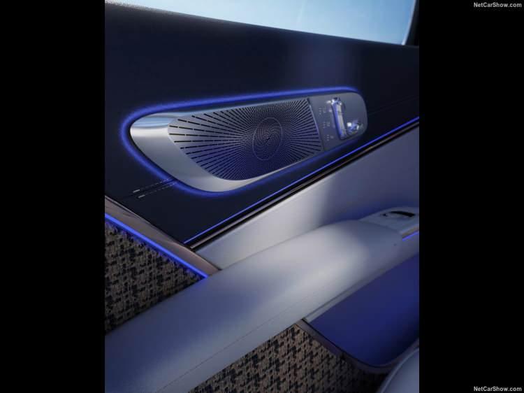 <p>Mercedes-Maybach elektrikli SUV konsepti EQS ve EQG Concept'i tanıttı.</p>
