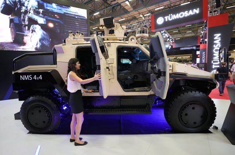 <p>Yörük 4x4 için ihracat sözleşmeleri imzaladıklarını belirten Karel, şunları kaydetti:</p>
<p> </p>
<p> "Pandemi teslimatların biraz uzamasına neden oldu. Pandemi nedeniyle birçok ülke bütçelerinde kısıtlama yaptı ya da bütçelerini başka yıllara aktardılar.</p>