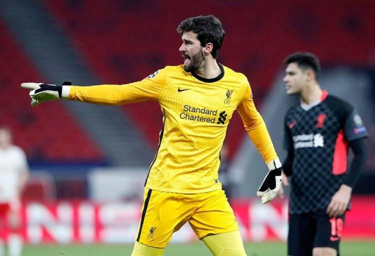 <p>Alisson – Liverpool – 89 reyting</p>
