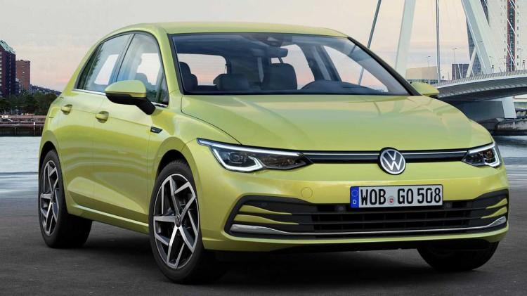 <p>Volkswagen Golf, ağustosta <strong>3 bin 82 </strong>satışla en çok satılan yedindi marka.</p>
