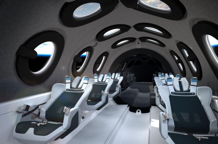 <p>Quantum3D, Virgin Galactic'in ek gereksinimleri doğrultusunda uçuş boyunca VIP açısından uçak takip görüntüsünü simüle etmek üzere tek başına çalışabilen bir bilgisayar kullandı.</p>