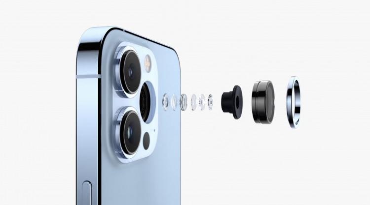 <p><strong>iPhone 13 Pro:</strong><br />
<br />
128 GB: 15.999 TL<br />
<br />
256 GB: 16.999 TL<br />
<br />
512 GB: 18.999 TL<br />
<br />
1 TB: 20.999 TL</p>
