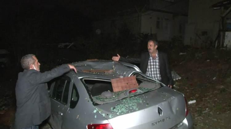 <p>Otomobilin yoldan kaldırılması için çalışmalar devam ediyor.</p>