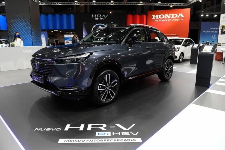 <p>Honda HRV Hybrid</p>
