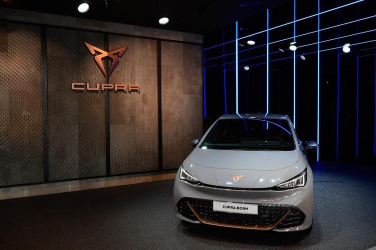 <p>Cupra Born</p>
