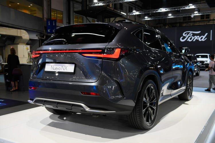 <p>Lexus Nuevo NX</p>
