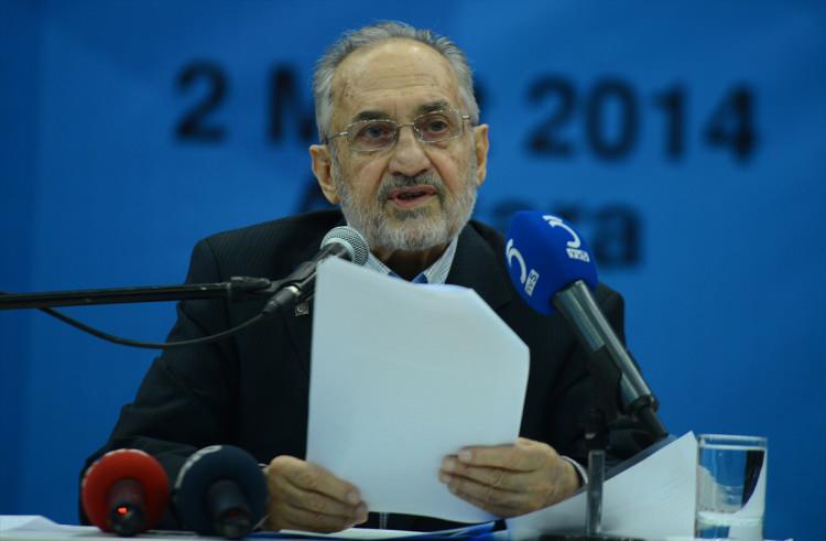<p>Asiltürk, 2 Mart 2014'te eski başbakanlardan Necmettin Erbakan'ın üçüncü ölüm yılı etkinlikleri kapsamında "Erbakan'ı Anlamak" başlığıyla "2. Uluslararası Erbakan Sempozyumu"nda konuşma yaptı.</p>
