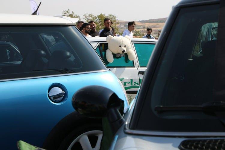 <p>Festival için belediye başkanına teşekkür eden Suat Sancar ise, “Elazığ’a böyle bir eğlence ve oluşum geldiği için mutluyuz. Epeyi bir araç katılımı oldu. İl dışından gelen vatandaşlarımız da var. Güzel bir fuar oldu. Herkes için başarılı ve eğlenceli oldu." dedi.</p>