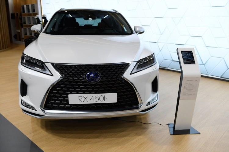 <p>Lexus RX 450h</p>
