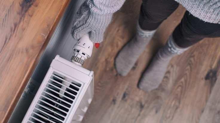 <p>Merkezi ısınma sağlayan sistemlerde, ısınmanın günün soğuk olduğu ve bütün apartman sakinlerinin evde bulunduğu saatlere yoğunlaşması.</p>