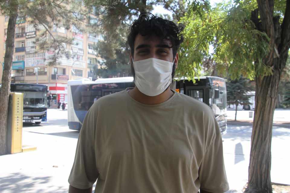 <p>Espritüel, Elazığ’ın güzel yönlerini anlatan, kendi diliyle öğrencileri karşılayan çok güzel bir şey olmuş. Farklı şehirlerden arkadaşlarımız da gördü. Onlar da başta bir tuhaf karşıladılar. Sonradan onların da hoşlarına gitti. </p>