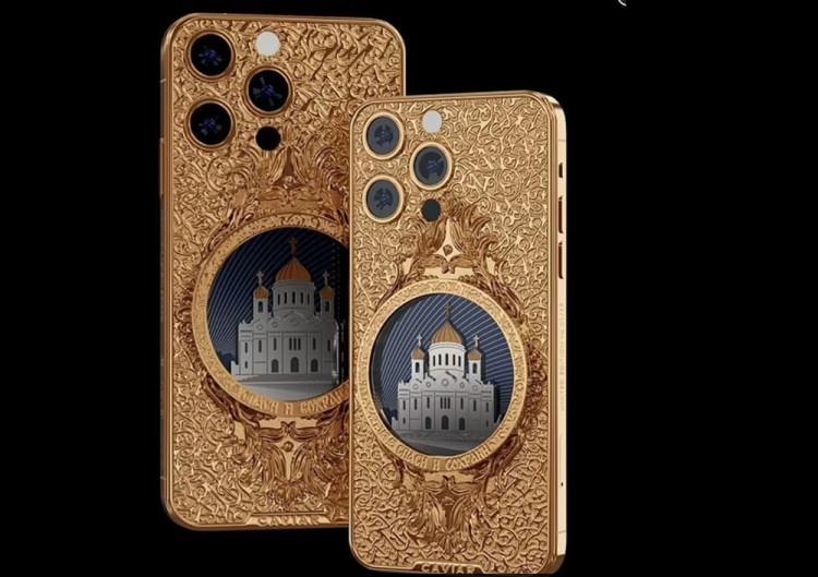 <p>En düşük hafıza kapasitesine sahip olan modelin fiyatı ise 42 bin 390 dolar (yaklaşık 380 bin lira). iPhone Pro Max'te ise fiyatlar 48 bin 80 dolardan (yaklaşık 430 bin lira) başlıyor. </p>
