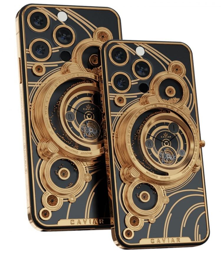 <p>Caviar’ın web sitesinde yapılan açıklamada,  "Altın üzerine, zarif sanatsal gravür ve barok tarzda zengin bir süsleme, lüksü ve bireyselliği bir araya getiriyor. Altın, sahibinin üstünlüğünü, yüksek statüsünü ve kararlı doğasını sembolize eder” denildi. </p>
