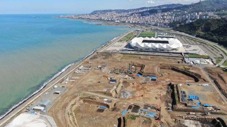 <p>Trabzon Büyükşehir Belediye Başkanı Murat Zorluoğlu, çalışmalar hakkında bilgi vererek<em><strong> “İnşallah 2023 seçimlerinden önce şehir hastanesinin tamamlanması arzu ediliyor biz de onu takip ediyoruz.</strong></em></p>
