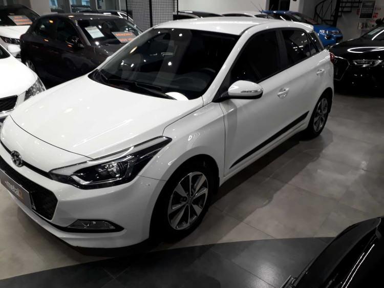 <p><strong>HYUNDAI İ 20 1.4 CRDİ</strong></p>

<p>2017 model</p>

<p>Dizel</p>

<p>Manuel</p>

<p>70.000 km'de</p>

<p>147.000</p>
