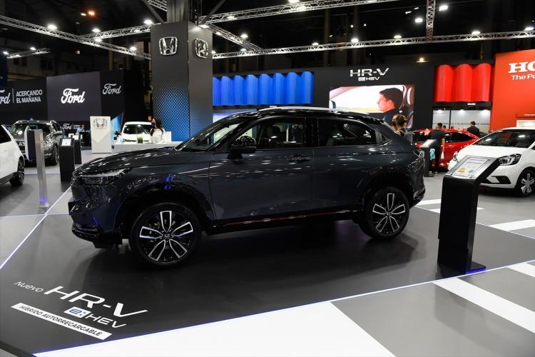 <p>Honda HRV Hybrid</p>

