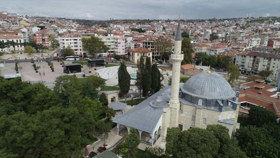 <p>Bir bütün olarak düşündüğümüzde Tekirdağ'da, Osmanlı'ya başkentlik yapmış Edirne'den daha fazla kültür mirası cami bulunduğunu görürsünüz. </p>