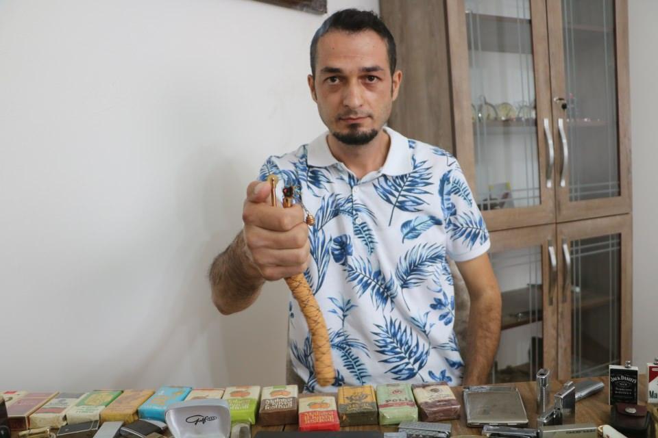 <p><strong>“Hiç sigara içmedim ama çakmak taşırım”</strong><br />
<br />
Daha önce sigara içmediği fakat çakmak taşıdığını belirten Işık, “Hiç sigara içmedim ama çakmak taşırım. </p>