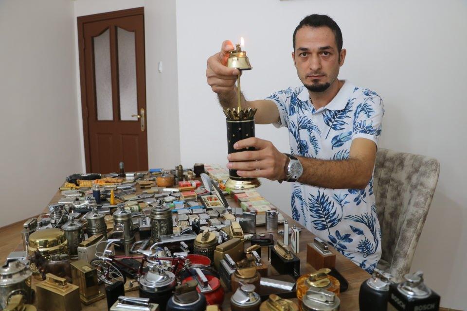 <p>Çakmakları satın almak isteyen de hediye isteyen çok oluyor. Ama ben çakmaklarımı veremiyorum, çünkü yıllardır biriktirdim” diye konuştu.</p>