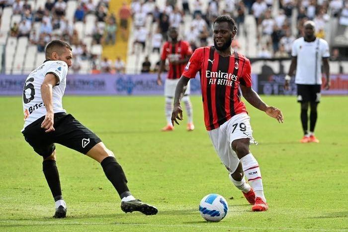 <p>Franck Kessie (Milan) 55 milyon Euro</p>
