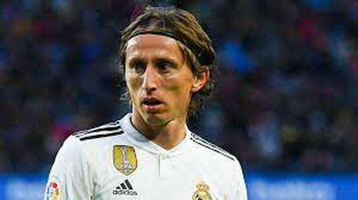 <p>Luka Modric (Real Madrid) 10 milyon Euro</p>
