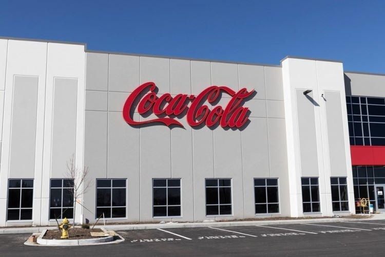 <p><strong>16- COCA-COLA: 87.6 MİLYAR DOLAR</strong></p>

<p>İçecek</p>

