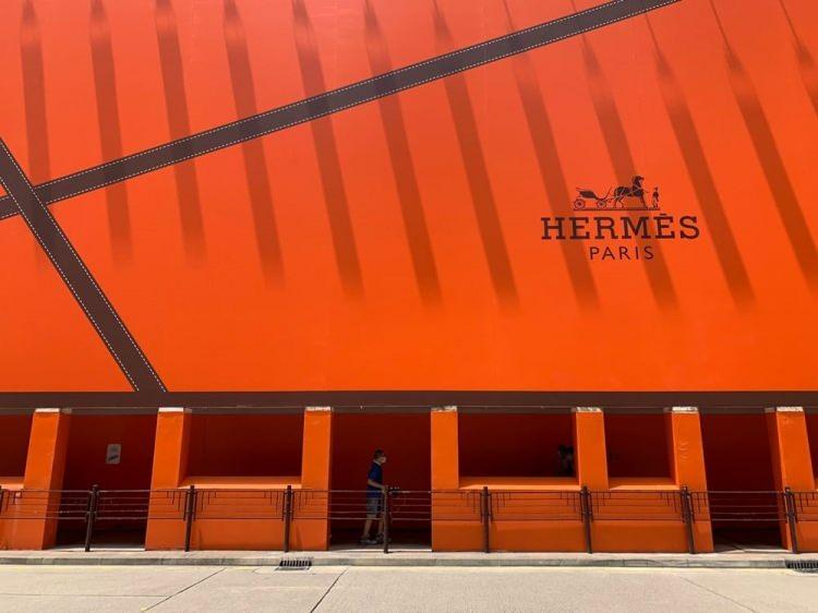 <p><strong>43- HERMÈS: 46,4 MİLYAR DOLAR</strong></p>

<p>Tüketim Malları ve Perakende</p>

