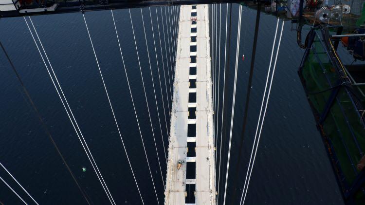 <p>318 metrelik yüksekliğiyle Çanakkale Deniz Zaferi'nin kazanıldığı tarih olan 3'üncü ayın 18'ini simgeleyen kulelerin üst kısmı da Seyit Onbaşı'nın Çanakkale Savaşları'nda namluya sürdüğü top mermisini temsil edecek şekilde olacak. </p>
