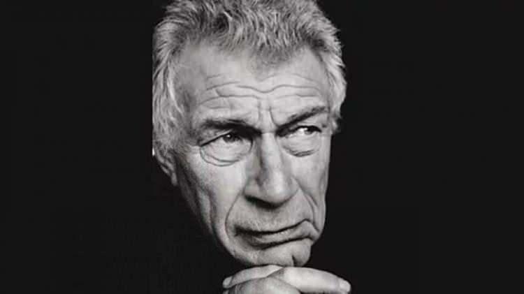 <p>"Fotoğraf sadece bir araç değil, algılama biçiminin bir parçasıdır." diyen ünlü yazar John Berger'in Ara Güler tarafından çekilen fotoğrafı.</p>