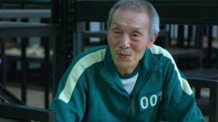 <p><strong>1944 Güney Kore doğumlu olan Yeong-Su 77 yaşında.</strong></p>
