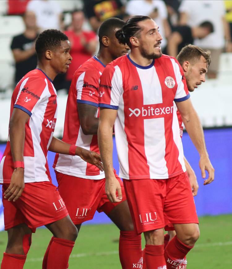 <p>Antalyaspor</p>
<p>29.85 milyon Euro</p>