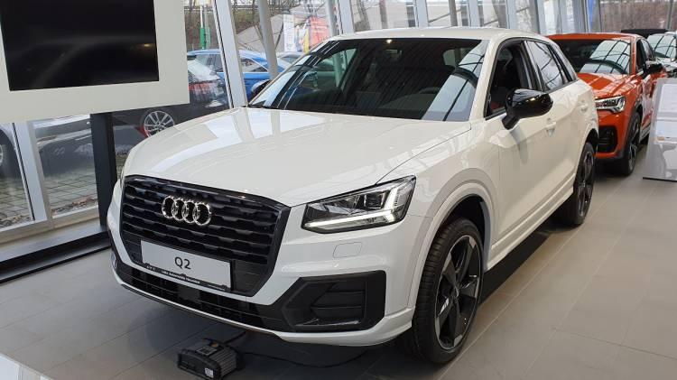 <p><strong>Audi Q2</strong></p>

<p>1.826</p>
