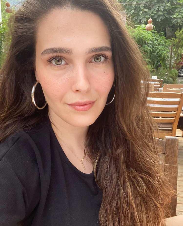<p><strong>Merve Erdoğan en doğal haliyle paylaşım yaptı. </strong></p>

