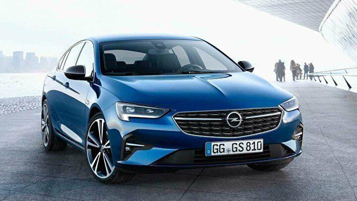 <p><strong>OPEL</strong></p>

<p>Opel tarafından yapılan kampanya açıklamasına göre 2021 model Opel Insignia 490.900 TL'den başlayan fiyatlarla satışa çıkarıldı. Bu araçlar için aynı zamanda faizsiz kredi de verilecek. Bu kapsamda müşteriler 75 Bin TL krediyi 12 ay vadeli ve faizsiz olarak kullanabilecekler.</p>
