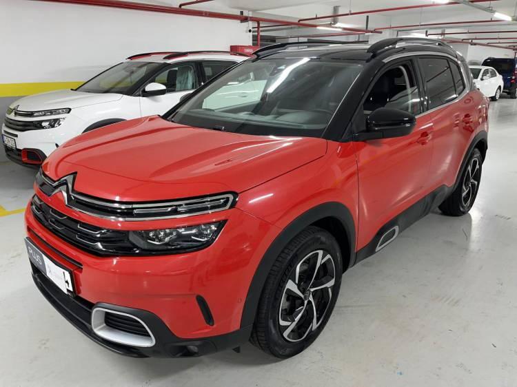 <p><strong>Citroen C5 Aircross</strong></p>

<p>2.646</p>
